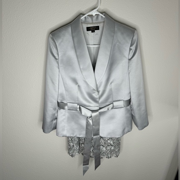 Tahari Arthur S. Levine Luxe 2 piece skirt set - Picture 1 of 7